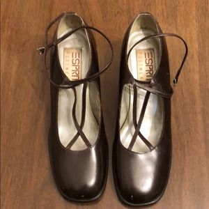 Brown heels ($2 w/ any other purchase)